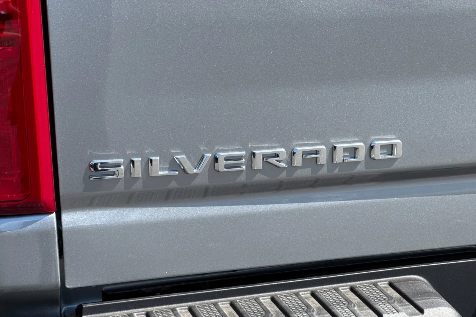 2026 Chevrolet Silverado 3500 HD High Country DRW view 25