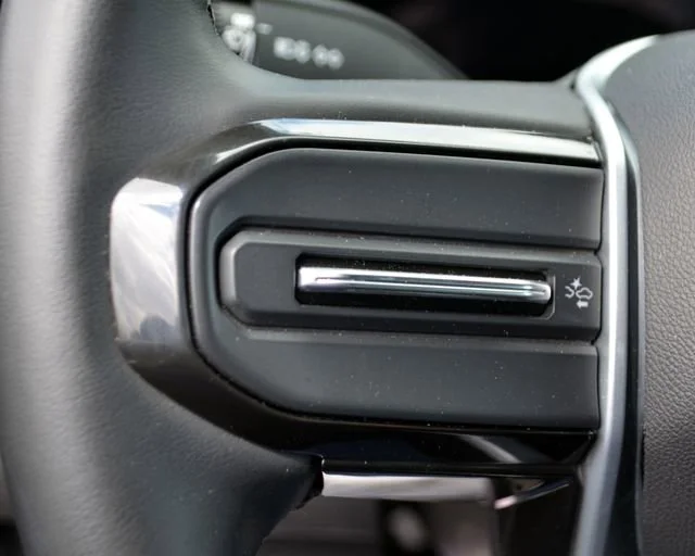 2024 Chevrolet Colorado LT - Photo 15