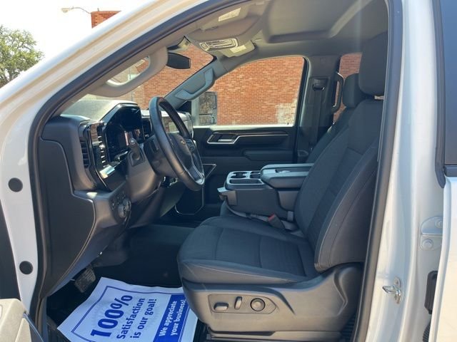 Used 2025 White Chevrolet LT image 10