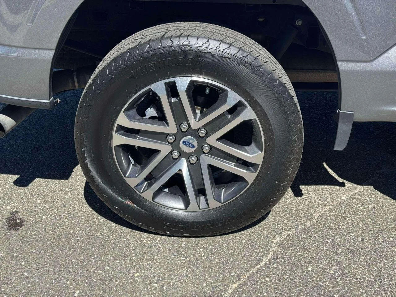 Used 2023 CARBONIZED GRAY METALLIC Ford XL image 10