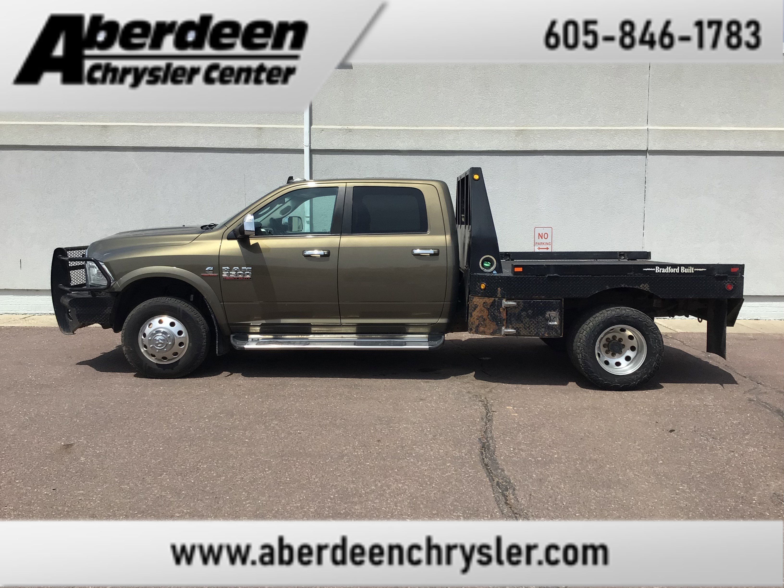 2015 RAM 3500 Laramie 4X4 Crew Cab LWB's photo