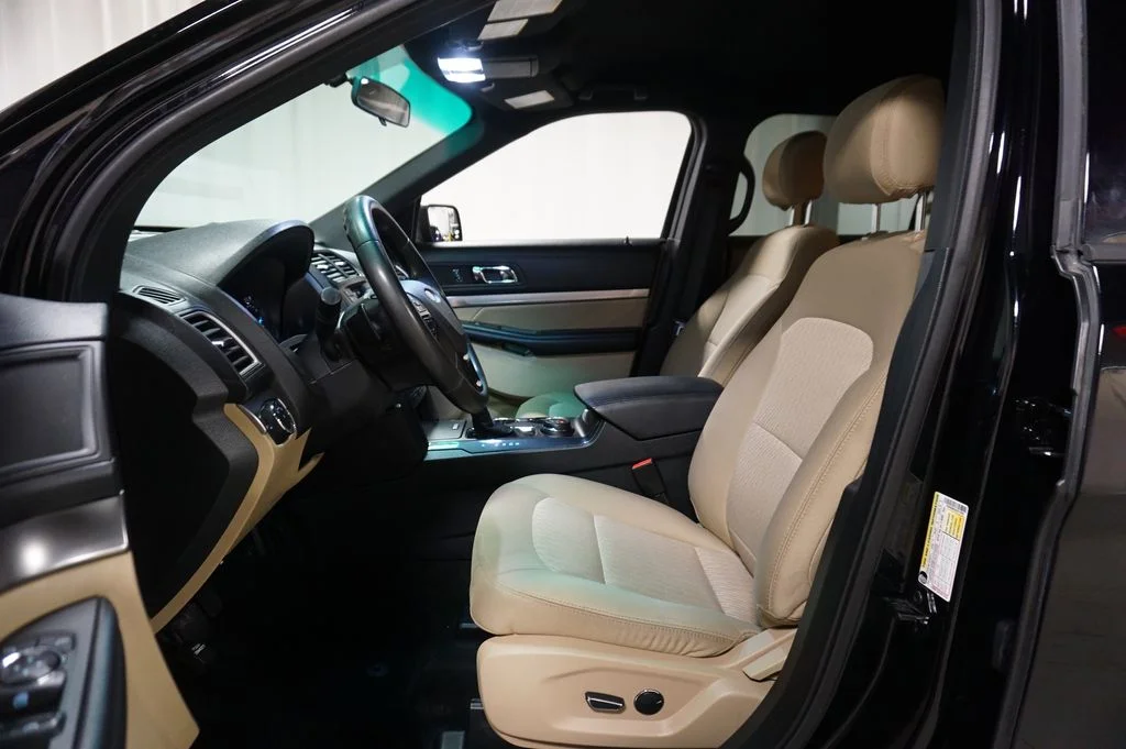 Used 2016 Shadow Black Ford Base image 14