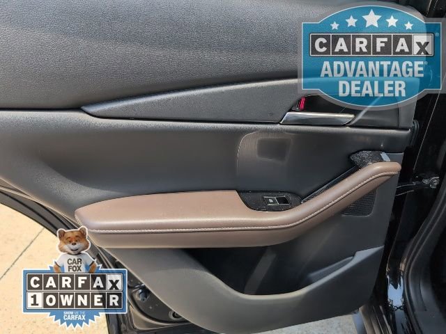 2025 Mazda CX-30 Premium - Photo 17
