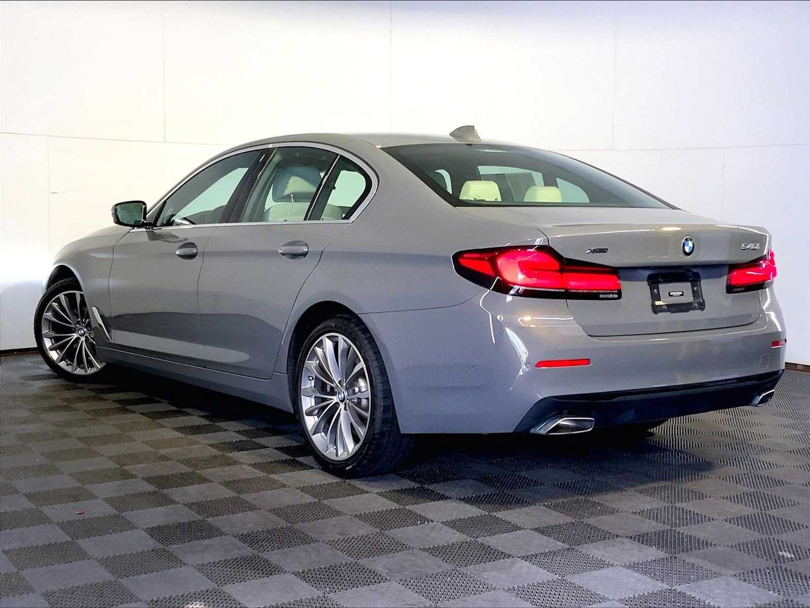 Used 2021 Bernina Grey Amber Effect Metallic BMW 540i xDrive image 3