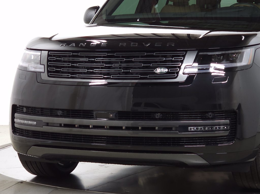 Used 2026 Black Land Rover SE image 12