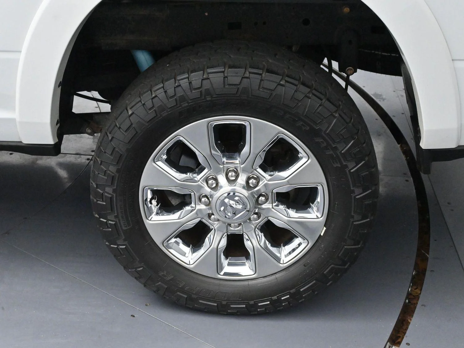 Used 2020 Bright White Clearcoat Ram Limited image 29