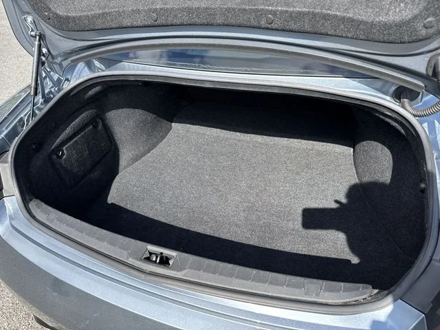 Used 2017 Blue INFINITI 2.0t Premium image 12