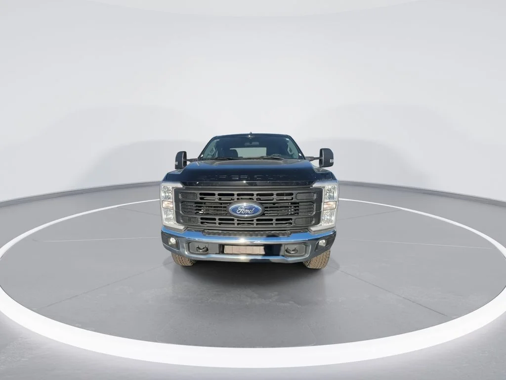 Used 2024 Black Ford XL image 3