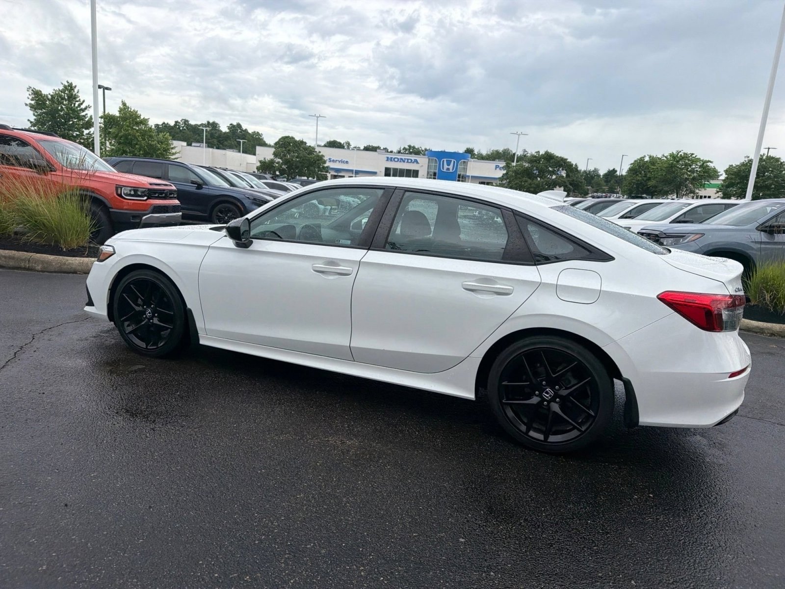 Certified Used 2023 Platinum White Pearl Honda Sport image 13