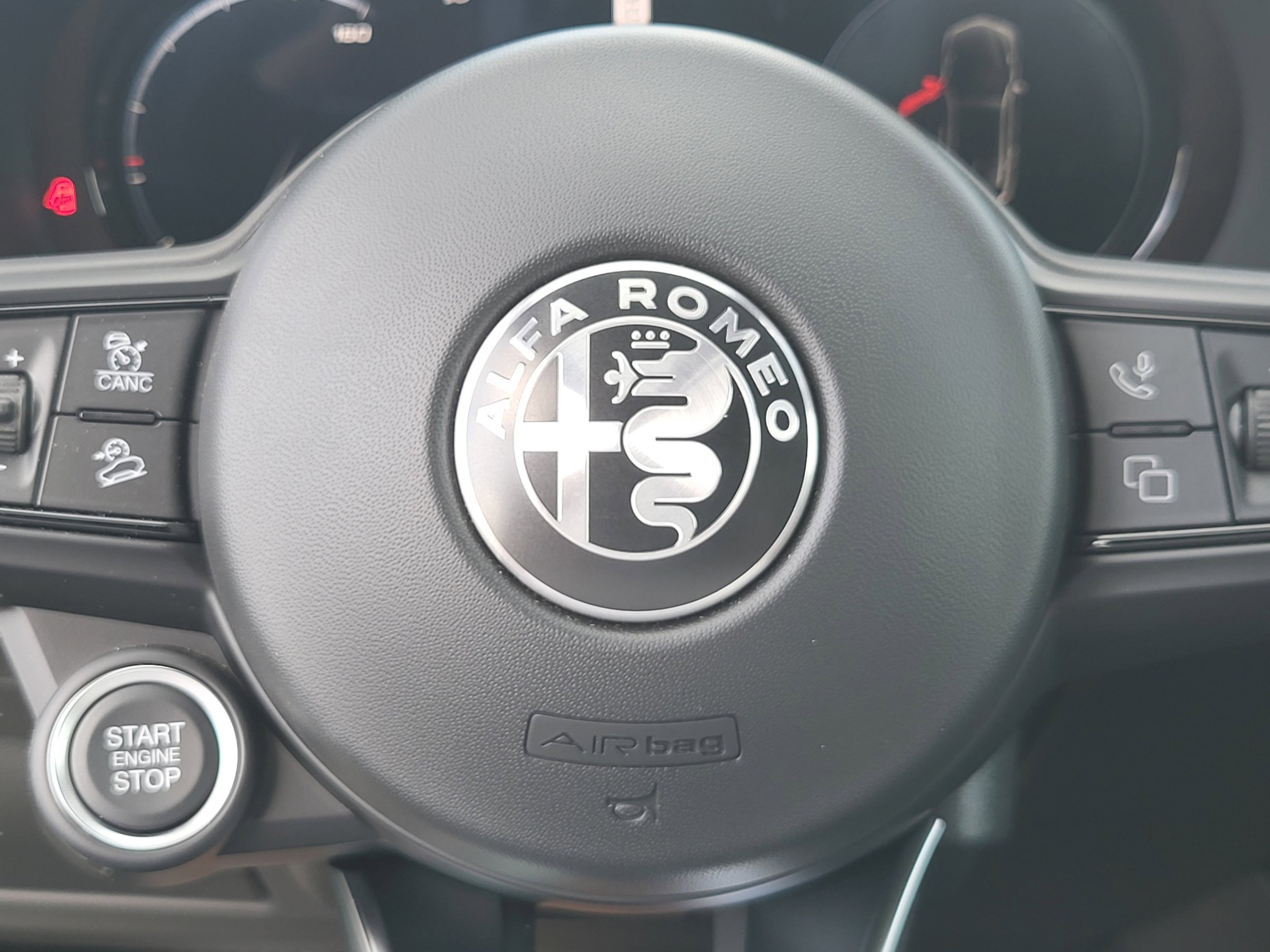 2025 Alfa Romeo Stelvio Intensa - Photo 11
