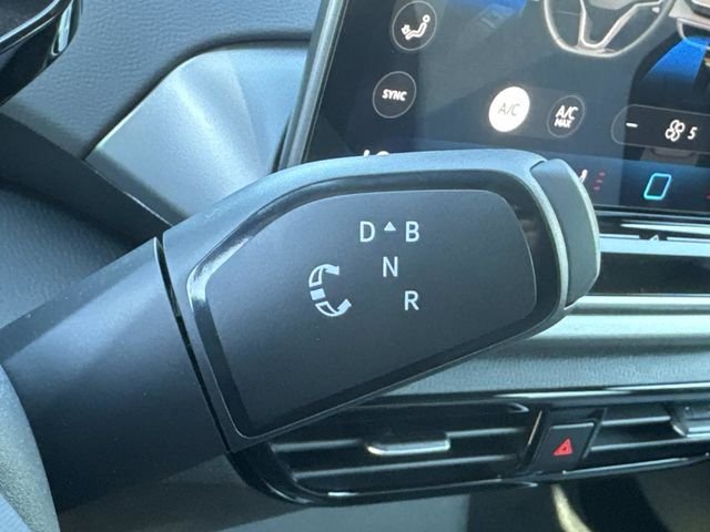 2025 Volkswagen ID.4 PRO - Photo 17