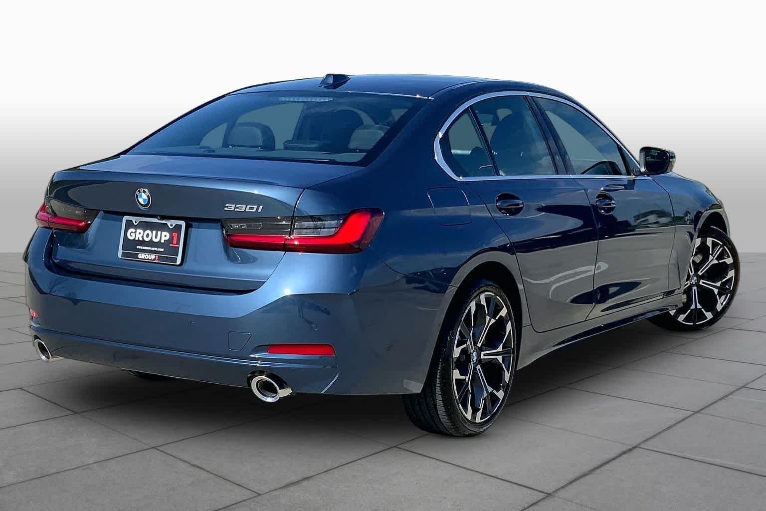 Used 2025 Arctic Race Blue Metallic BMW 330i image 12