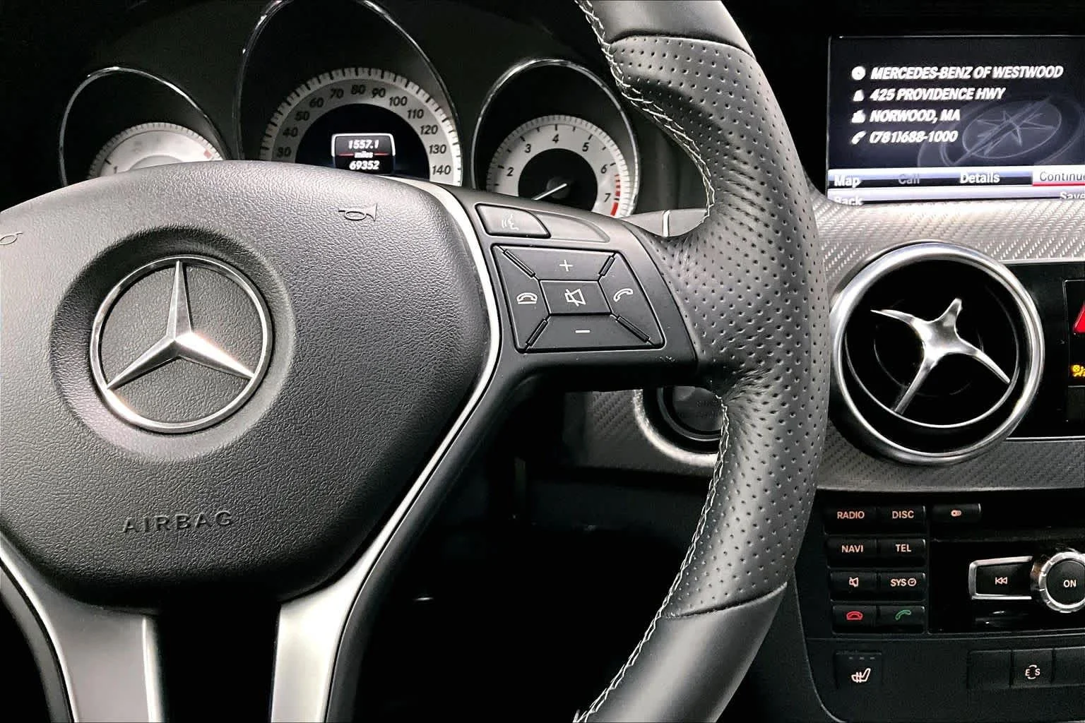 Used 2013 Diamond White Metallic Mercedes-Benz GLK 350 image 24
