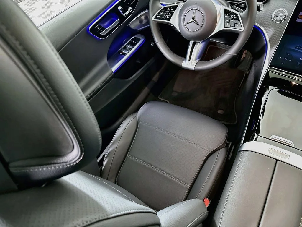 Used 2025 White Mercedes-Benz C 300 image 23