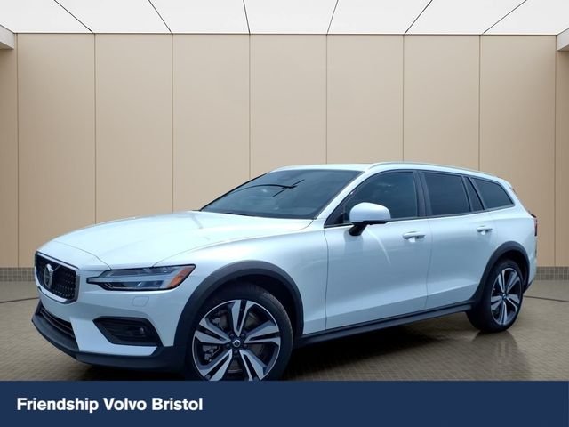 New 2026 Volvo V60 Cross Country B5 Plus AWD