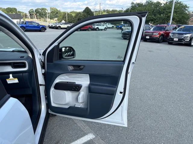 New 2026 Space White Metallic Ford XLT image 34