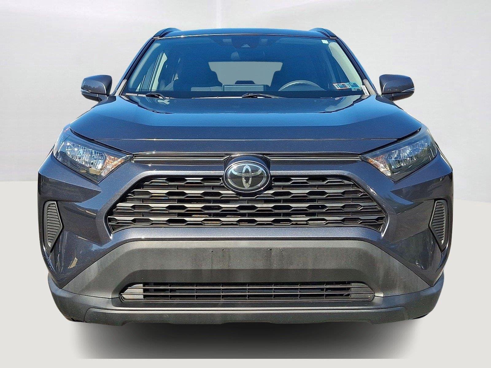 Used 2020 Magnetic Gray Metallic Toyota LE image 2