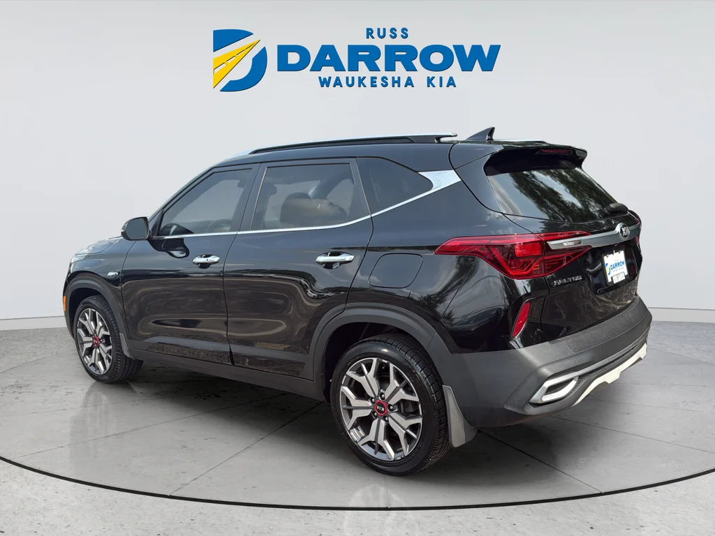 Used 2021 Black Kia SX image 3