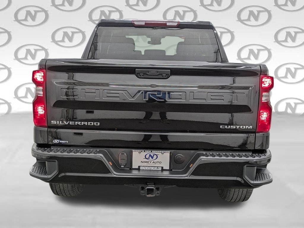 Used 2024 Black Chevrolet Custom image 21