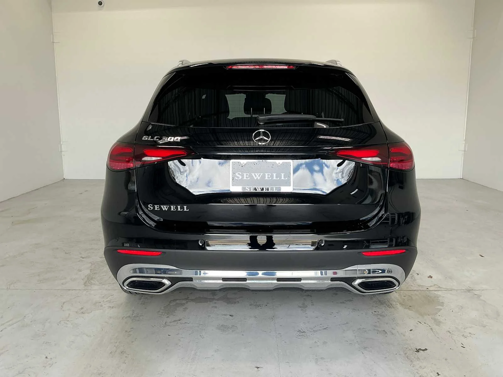 Certified Used 2026 Black Mercedes-Benz GLC 300 image 7