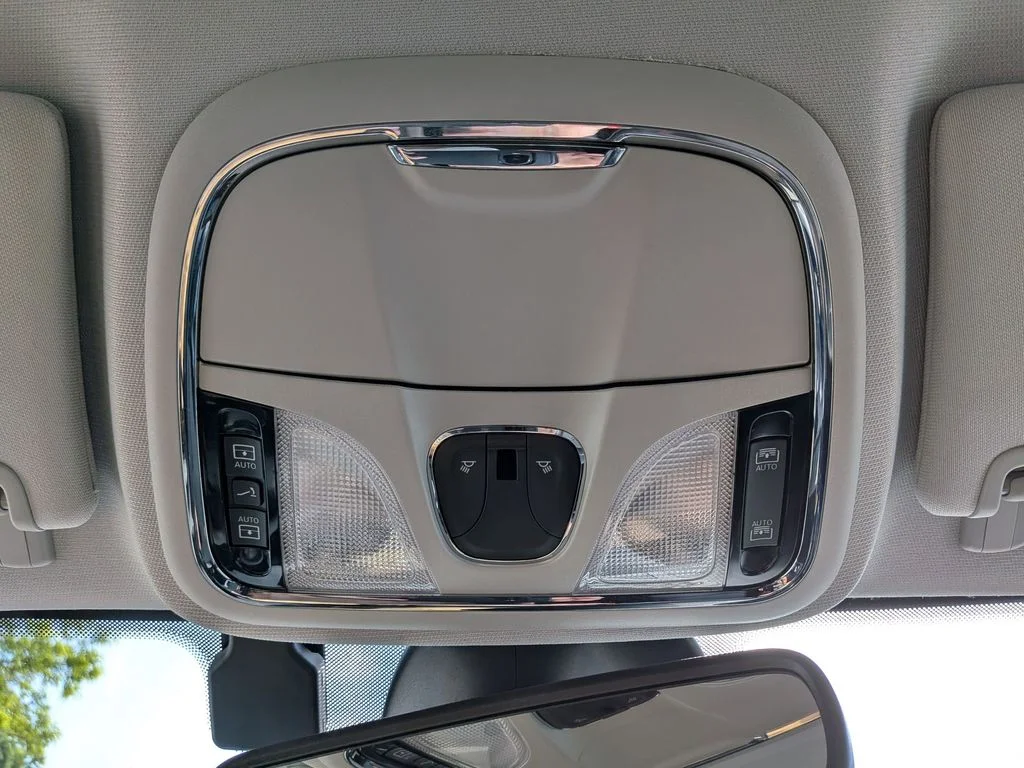 Used 2022 Black Jeep Trailhawk image 21