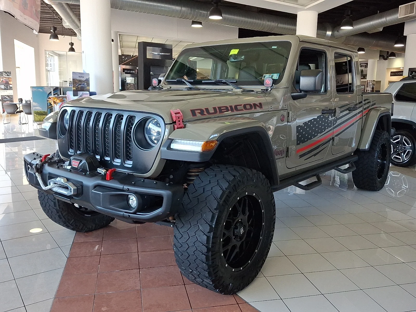 Used 2020 Green Jeep Rubicon image 5
