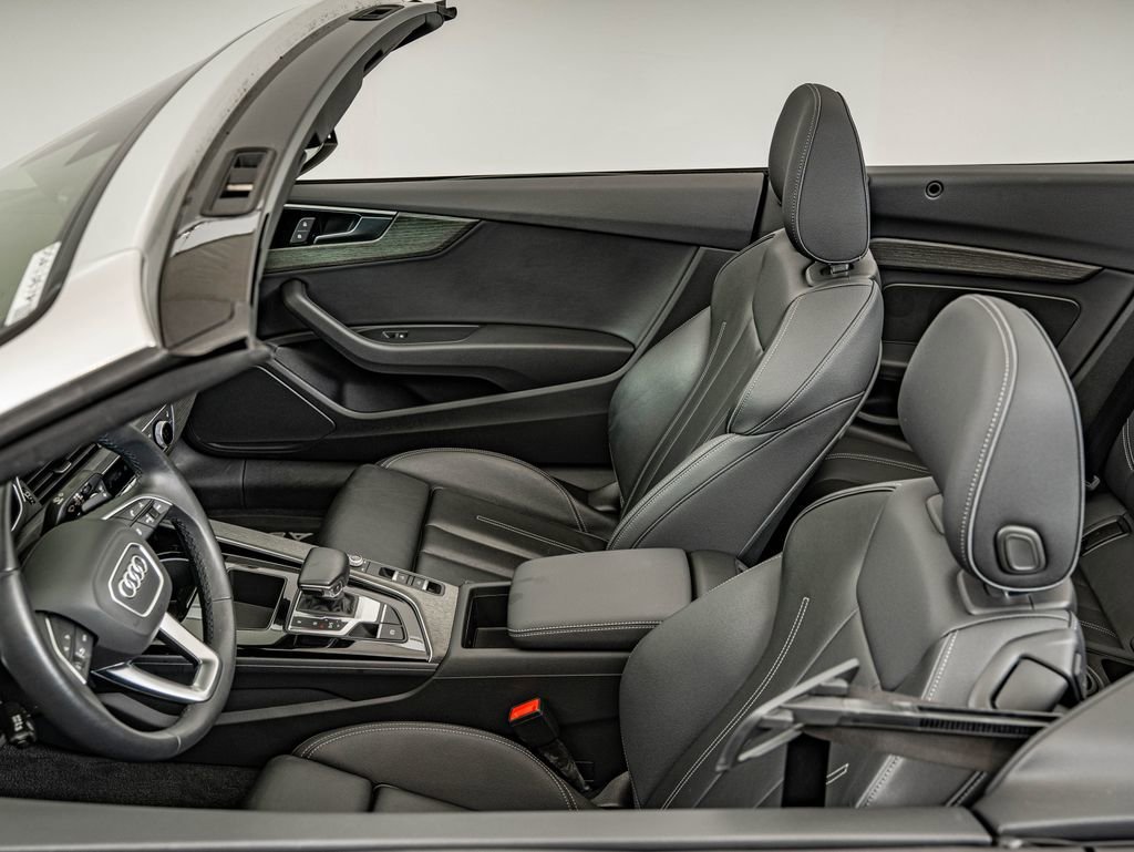 Used 2024 Pearl Audi 45 S line Premium image 18