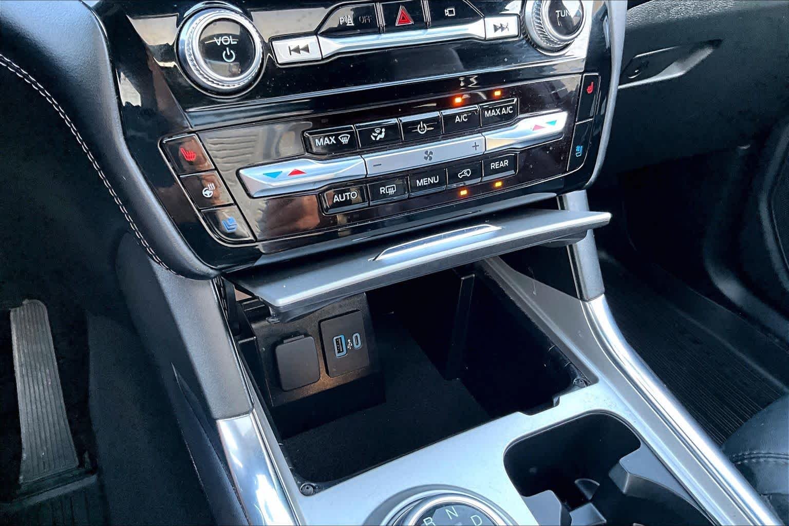 Used 2022 Carbonized Gray Ford Platinum image 32