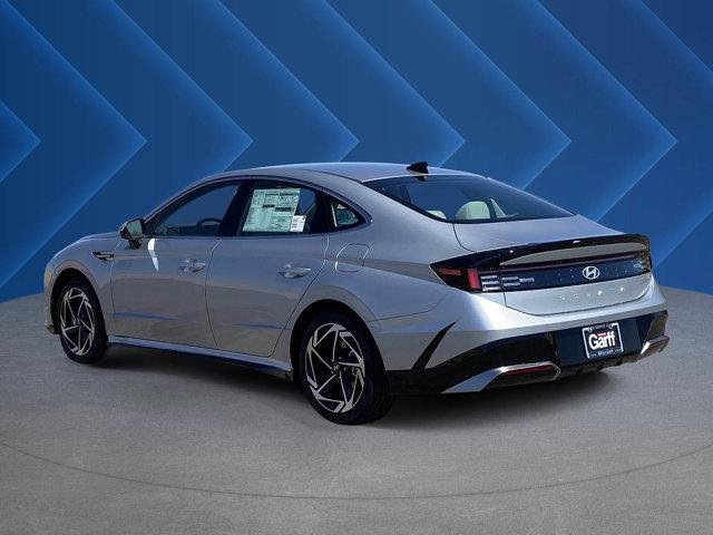 New 2026 Aero Silver Hyundai SEL Sport image 5