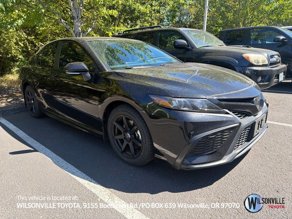Used 2024  Toyota  image 1