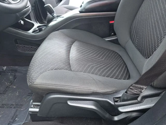 Used 2018 Gray Dodge SE image 30