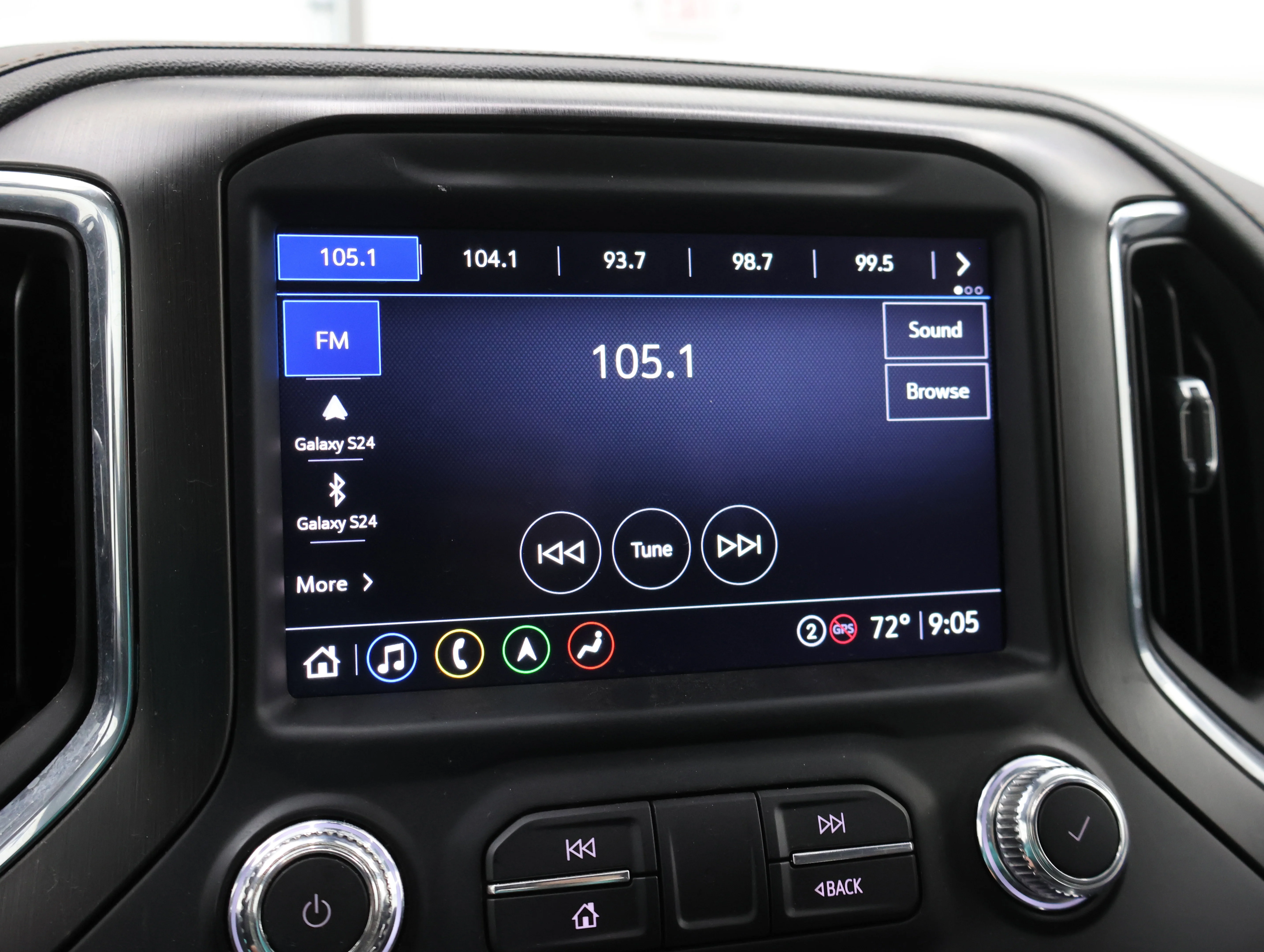 Used 2022 Summit White GMC AT4 image 56