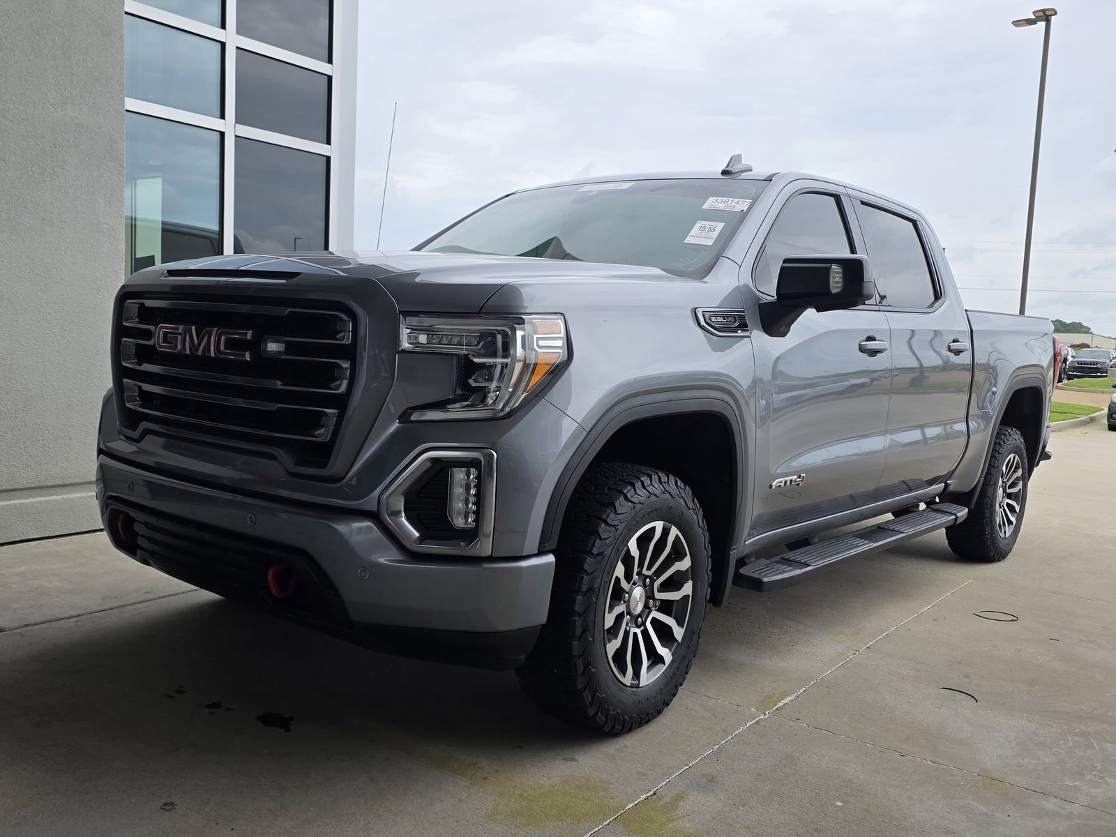 2020 GMC Sierra 4WD Crew Cab Short Box AT4's photo