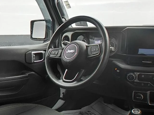 Used 2024 White Jeep Sport image 35