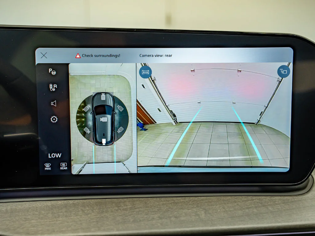 2026 Audi Q3 Base - Photo 24
