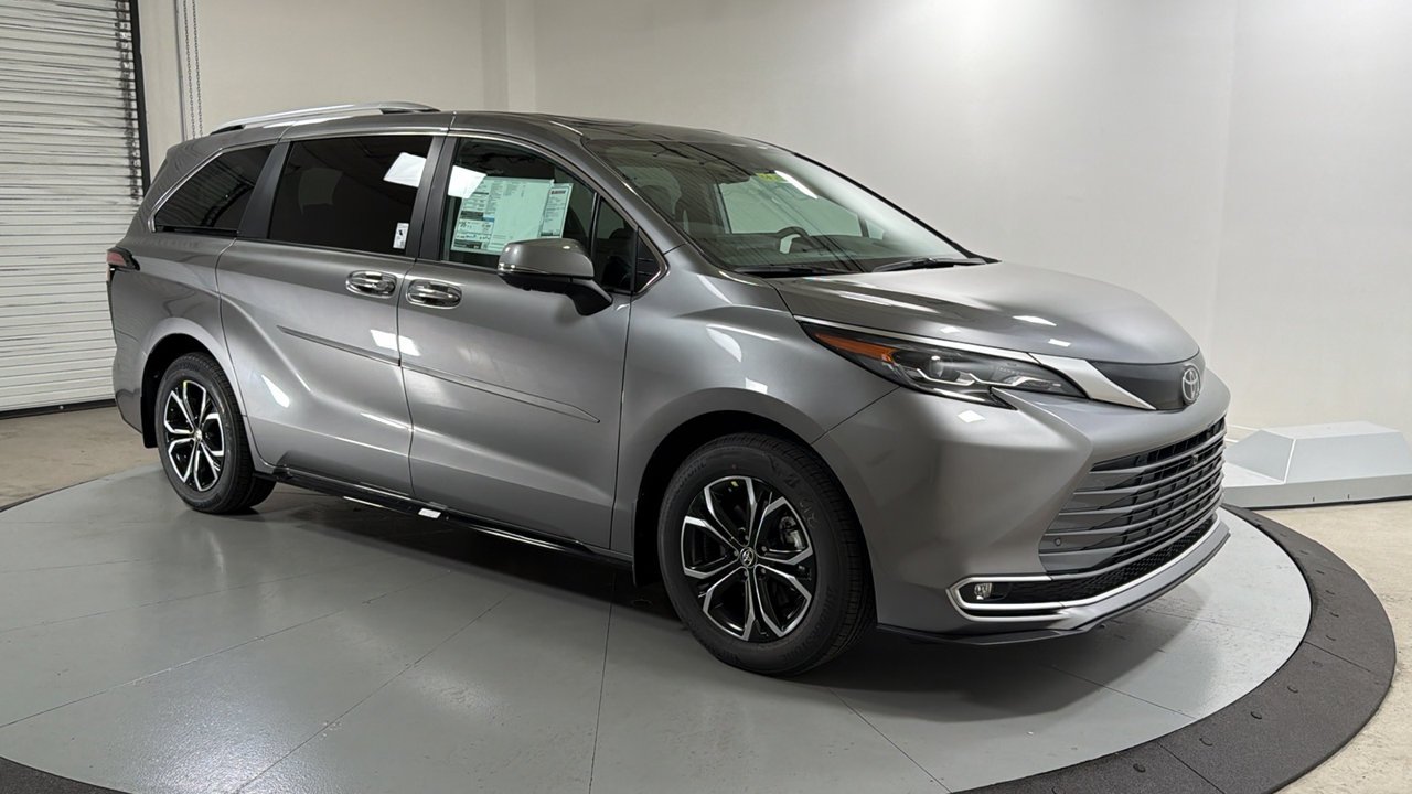 New 2026 Heavy Metal <sup>1</sup> Toyota  Platinum image 3