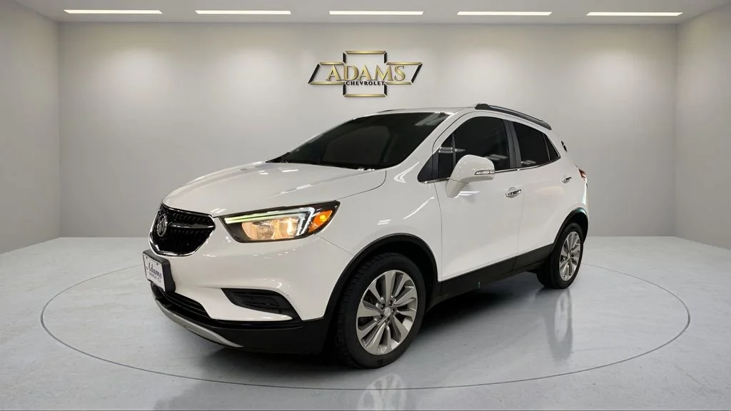 2017 Buick Encore Preferred's photo