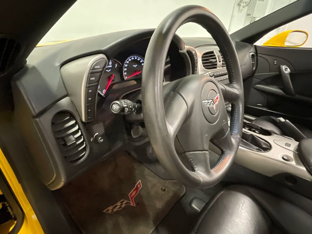 Used 2005 Millenium Yellow Chevrolet BASE image 62