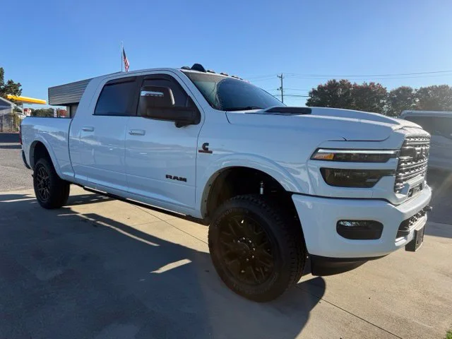 Used 2026 White Ram Limited image 3