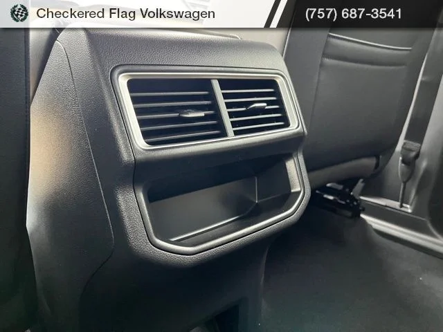 New 2026 White Volkswagen 2.0T SE w/Technology image 43