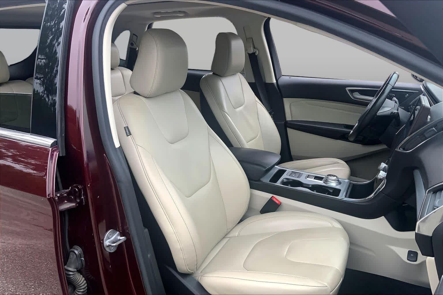 Used 2021 Burgundy Velvet Metallic Tinted Clearcoat Ford Titanium image 9