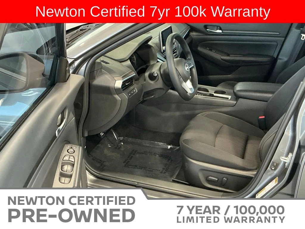 Certified Used 2025 Gun Metallic Nissan 2.5 SV image 6