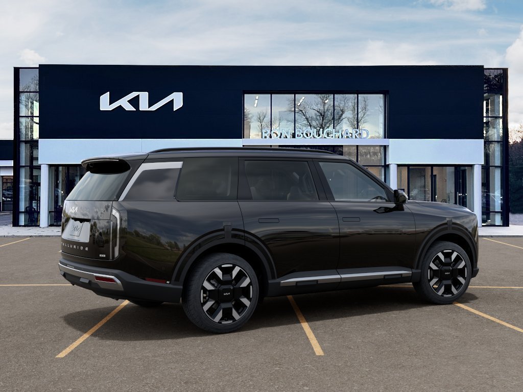 New 2027 Ebony Black Kia S image 6