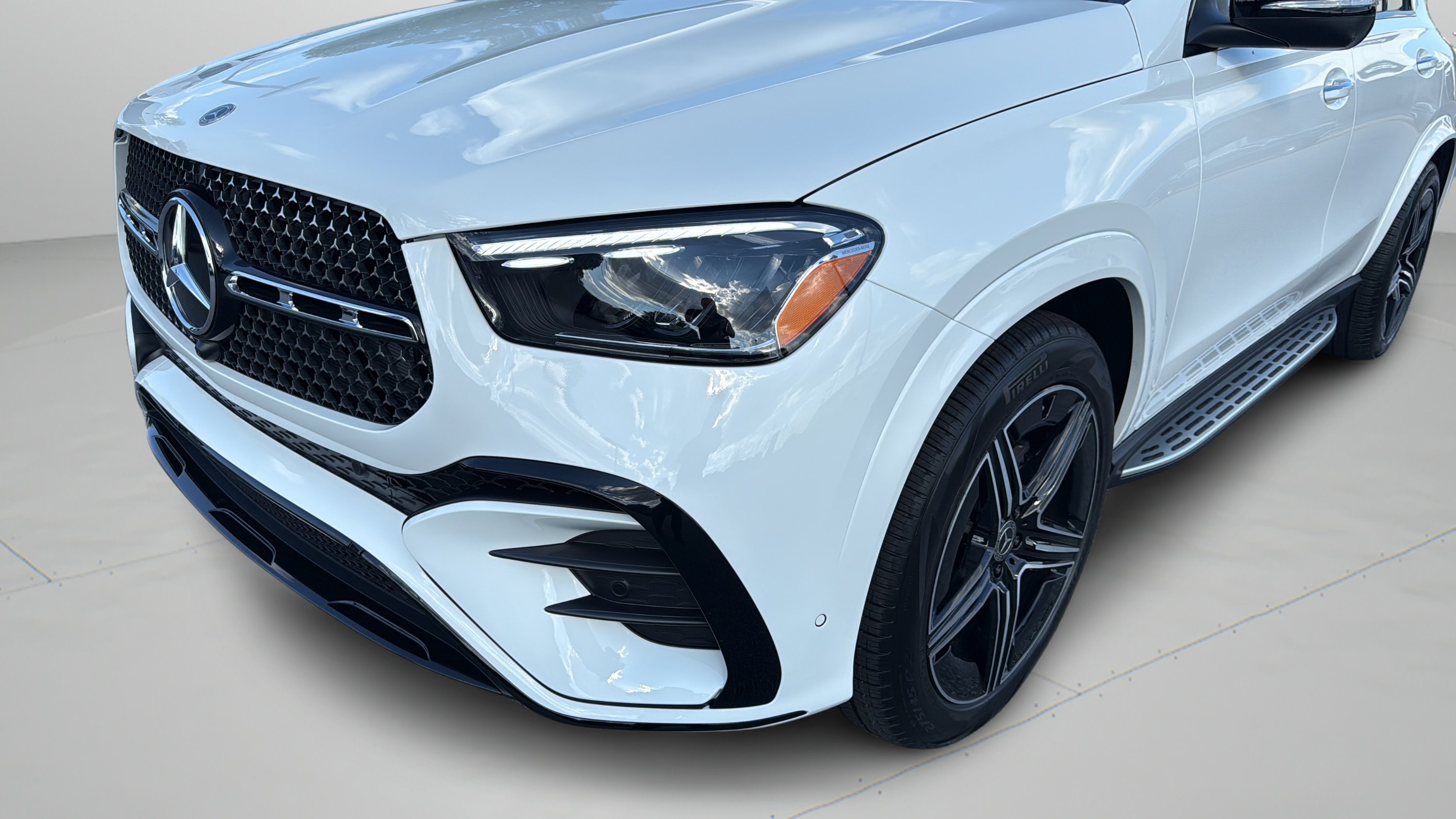 Certified Used 2026 Polar White Mercedes-Benz GLE 450 image 8