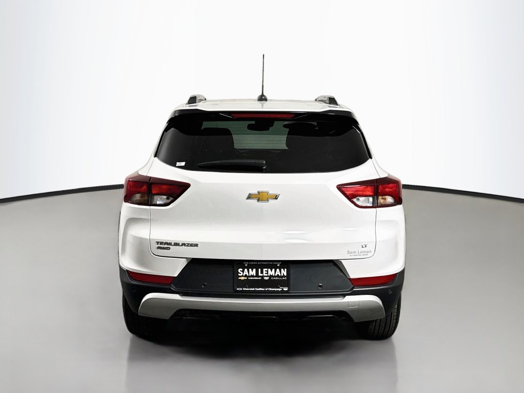 Used 2023 White Chevrolet LT image 6