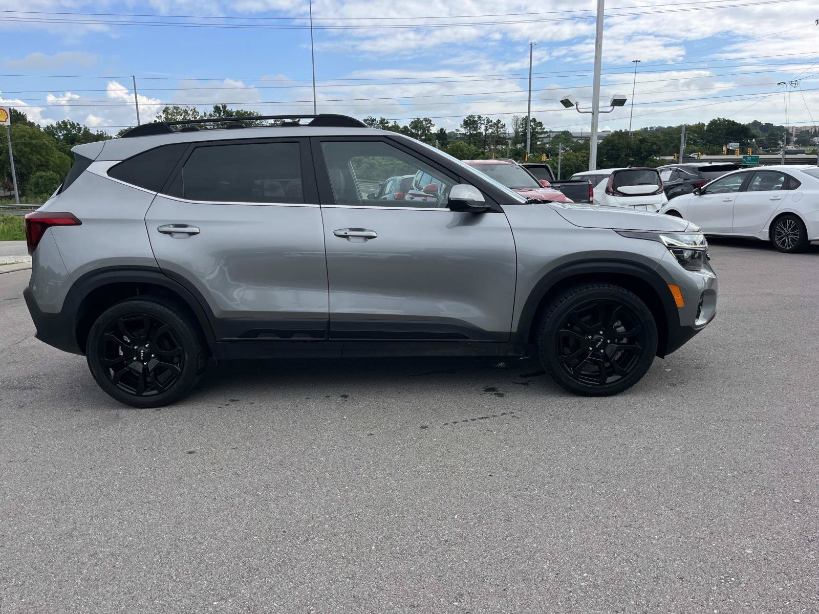 Used 2024 Steel Gray Kia X-Line image 2