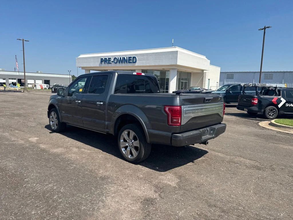 Used 2017 Magnetic Ford Limited image 11