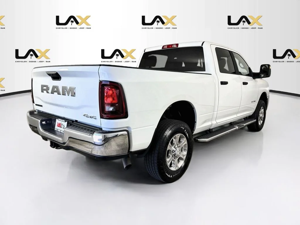 Used 2025 White Ram Big Horn image 7