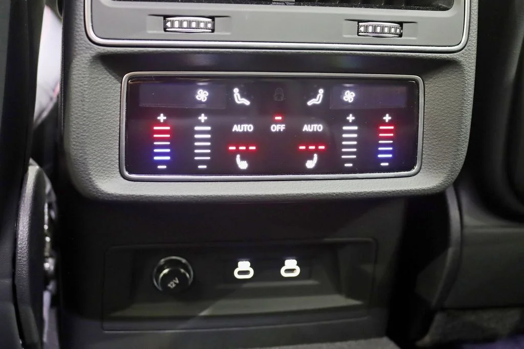 Used 2023 Gray Audi 4.0T image 33