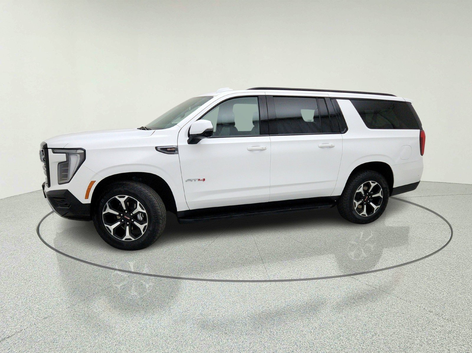 Used 2025 Summit White GMC AT4 image 15
